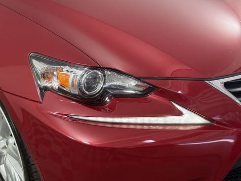 Used 2015 Lexus IS 250 RWD image 7