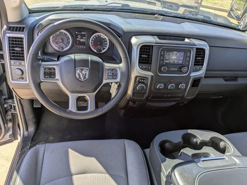 Used 2024 RAM 1500 Classic SLT image 12