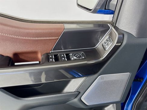 Used 2021 Ford F150 Lariat w/ Equipment Group 502A High image 26