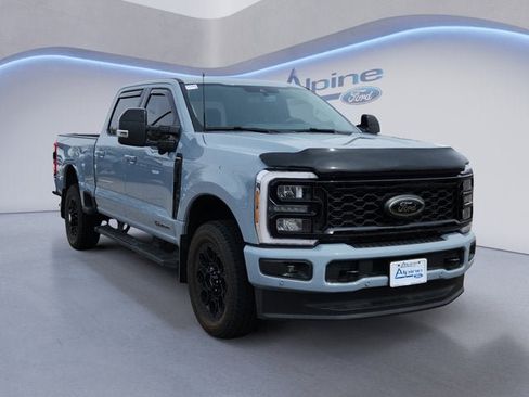 Used 2026 Ford F250 Lariat w/ Black Appearance Package AWD/4WD image 7