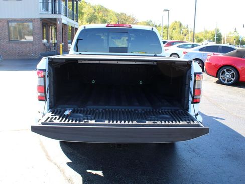 Used 2025 Nissan Frontier PRO-4X w/ Pro Premium Package image 13