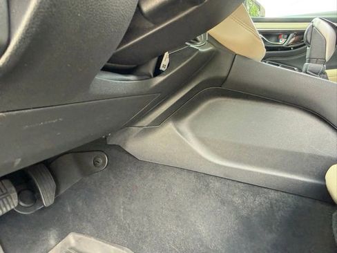 Used 2022 Subaru Outback Limited AWD/4WD image 24