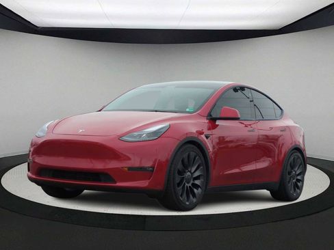 Used 2021 Tesla Model Y Performance image 4