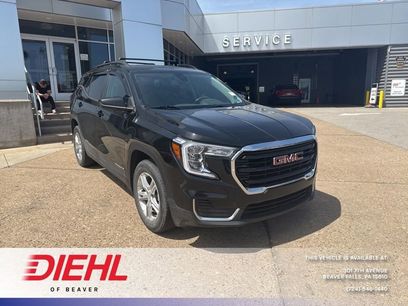 Used 2022 GMC Terrain SLE w/ Driver Convenience Package