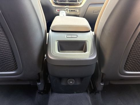 Used 2026 Volvo XC60 B5 Plus AWD/4WD image 26