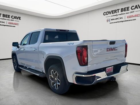 New 2026 GMC Sierra 1500 SLT image 7