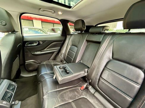 Used 2018 Jaguar F-PACE Prestige AWD/4WD image 35