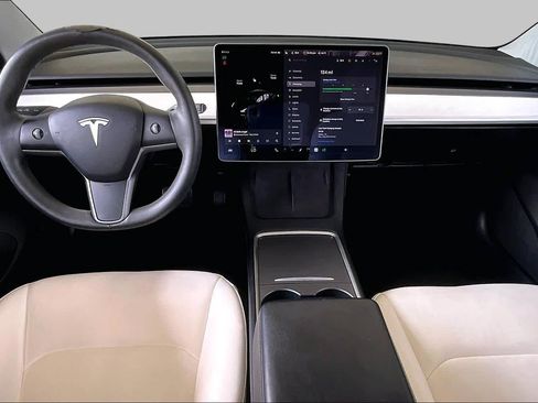 Used 2021 Tesla Model 3 Standard Range Plus RWD image 12