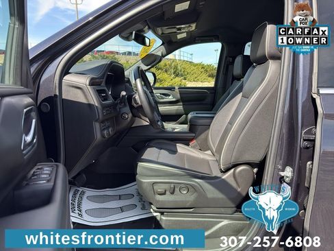 Used 2024 Chevrolet Suburban Premier AWD/4WD image 18
