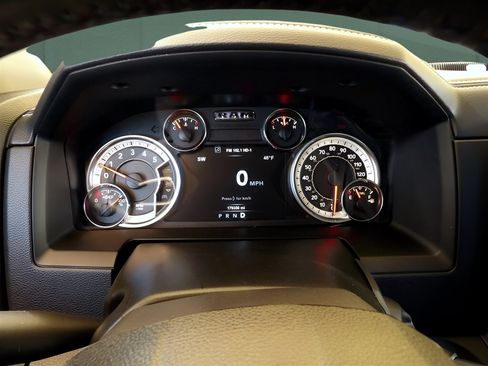 Used 2018 RAM 3500 Laramie w/ Sport Appearance Group image 19