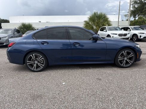 Used 2023 BMW 330i Sedan w/ Premium Package RWD image 3