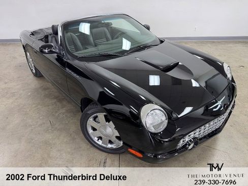 Used 2002 Ford Thunderbird Deluxe image 18
