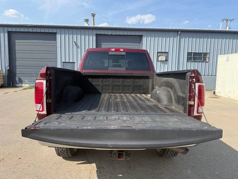 Used 2018 RAM 2500 Laramie w/ Convenience Group AWD/4WD image 17