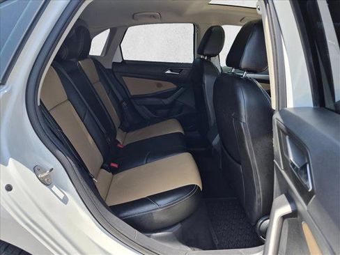 Used 2019 Volkswagen Jetta SE FWD image 20