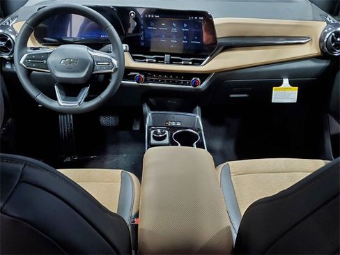 New 2026 Chevrolet Equinox ACTIV image 16