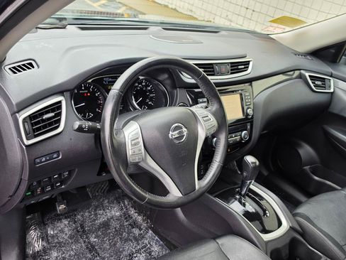 Used 2016 Nissan Rogue SL w/ SL Premium Package AWD/4WD image 10