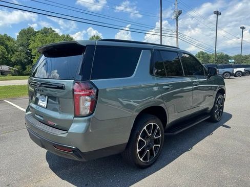 Used 2024 Chevrolet Tahoe RST w/ Luxury Package RWD image 9