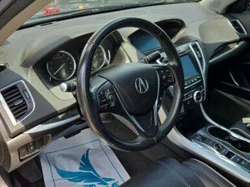 Used 2018 Acura TLX V6 w/ Technology Package FWD image 4
