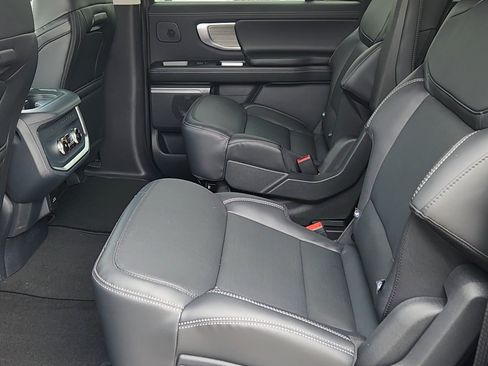 New 2026 Ford Expedition Max Platinum w/ Driver's Package AWD/4WD image 23