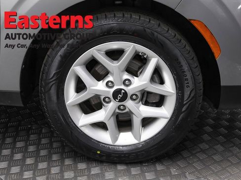 Used 2024 Kia Soul LX w/ Option Group 015 image 31