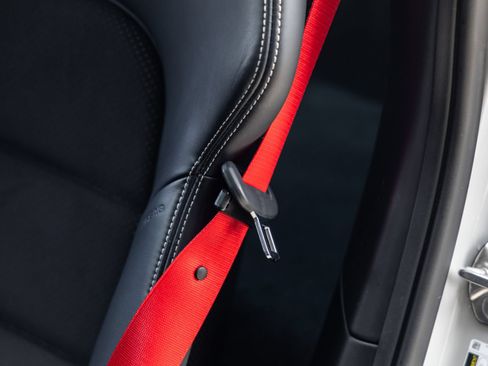 Certified 2022 Porsche 911 GT3 RWD image 40