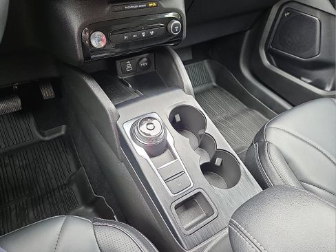Certified 2025 Ford Escape SE w/ PHEV Premium Package FWD image 25