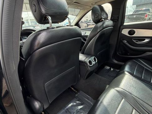 Used 2016 Mercedes-Benz C 300 4MATIC Sedan image 37