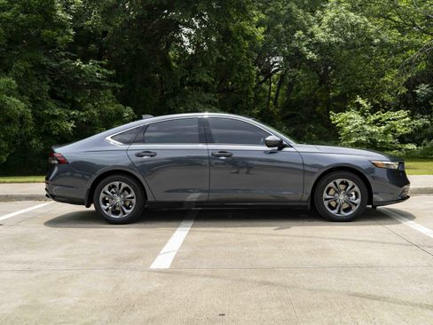 Used 2026 Honda Accord EX-L image 10