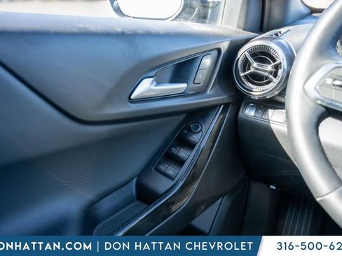 Used 2025 Chevrolet Equinox LT image 17