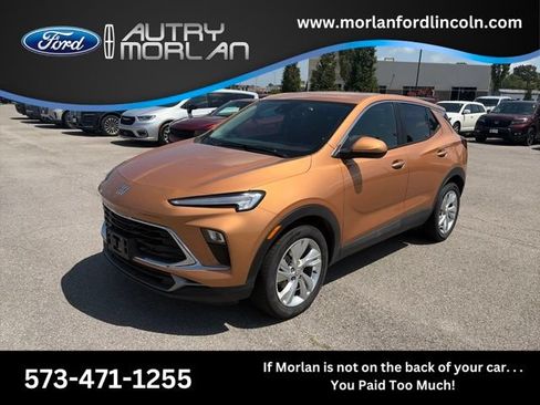 Used 2024 Buick Encore GX Preferred FWD image 1