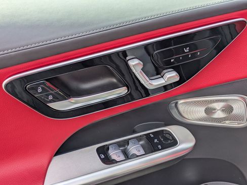 Certified 2024 Mercedes-Benz GLC 43 AMG 4MATIC image 15