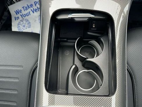 Certified 2025 Mercedes-Benz GLC 300 4MATIC image 32