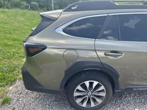 Used 2023 Subaru Outback Limited XT AWD/4WD image 7
