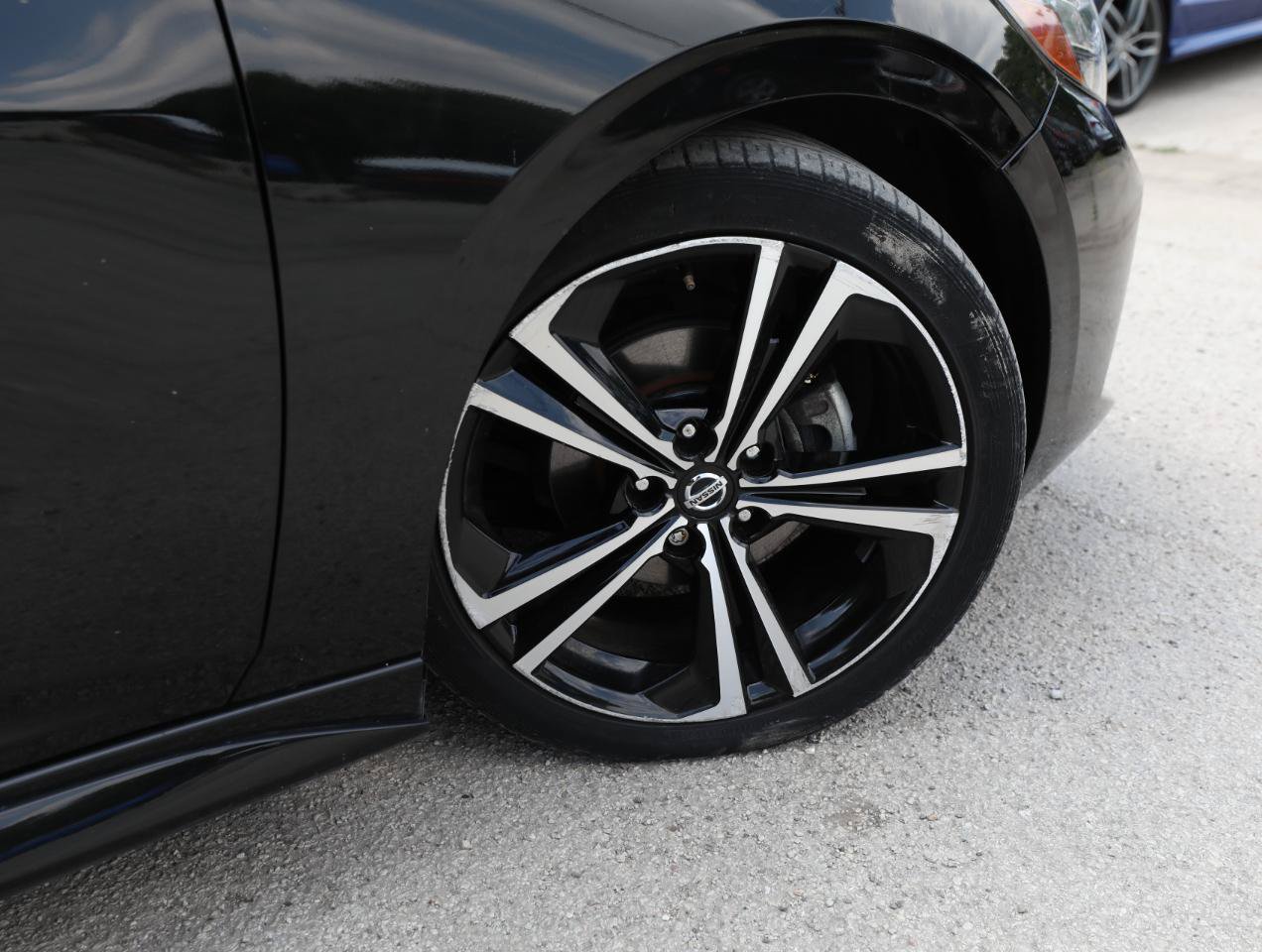Used 2021 Nissan Sentra SR FWD image 10