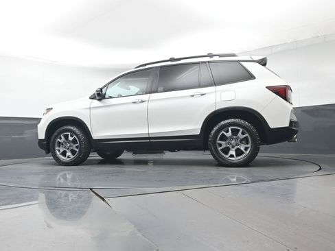 Used 2023 Honda Passport TrailSport image 36