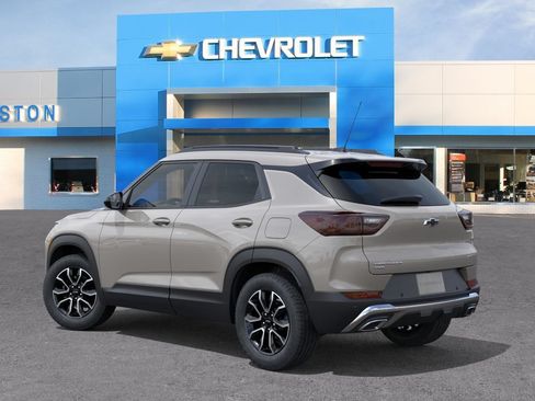 New 2026 Chevrolet TrailBlazer ACTIV w/ Driver Confidence Package AWD/4WD image 3