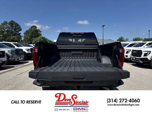 New 2026 GMC Sierra 2500 Denali w/ Denali Reserve Package AWD/4WD image 24