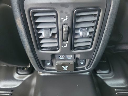 Used 2023 Dodge Durango Citadel RWD image 16