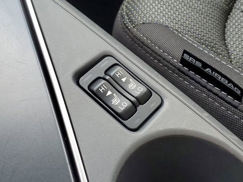 Used 2024 Subaru Crosstrek 2.0i Premium image 33