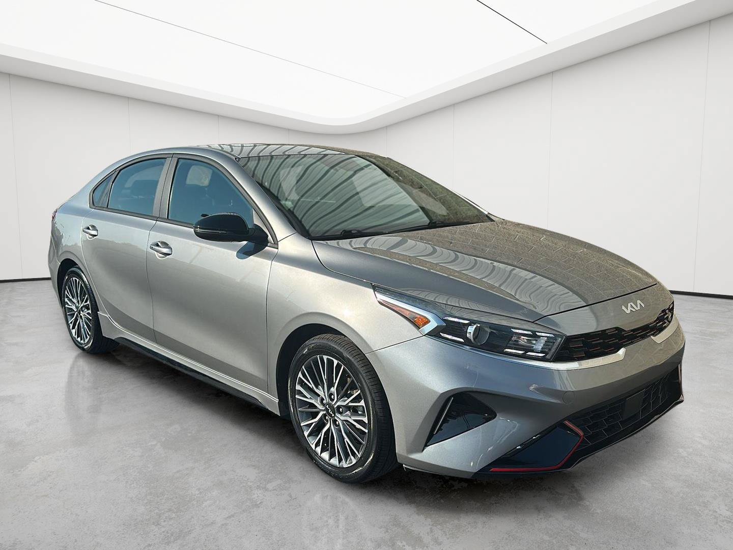 Used 2022 Kia Forte GT-Line w/ GT-Line Premium Package FWD image 2