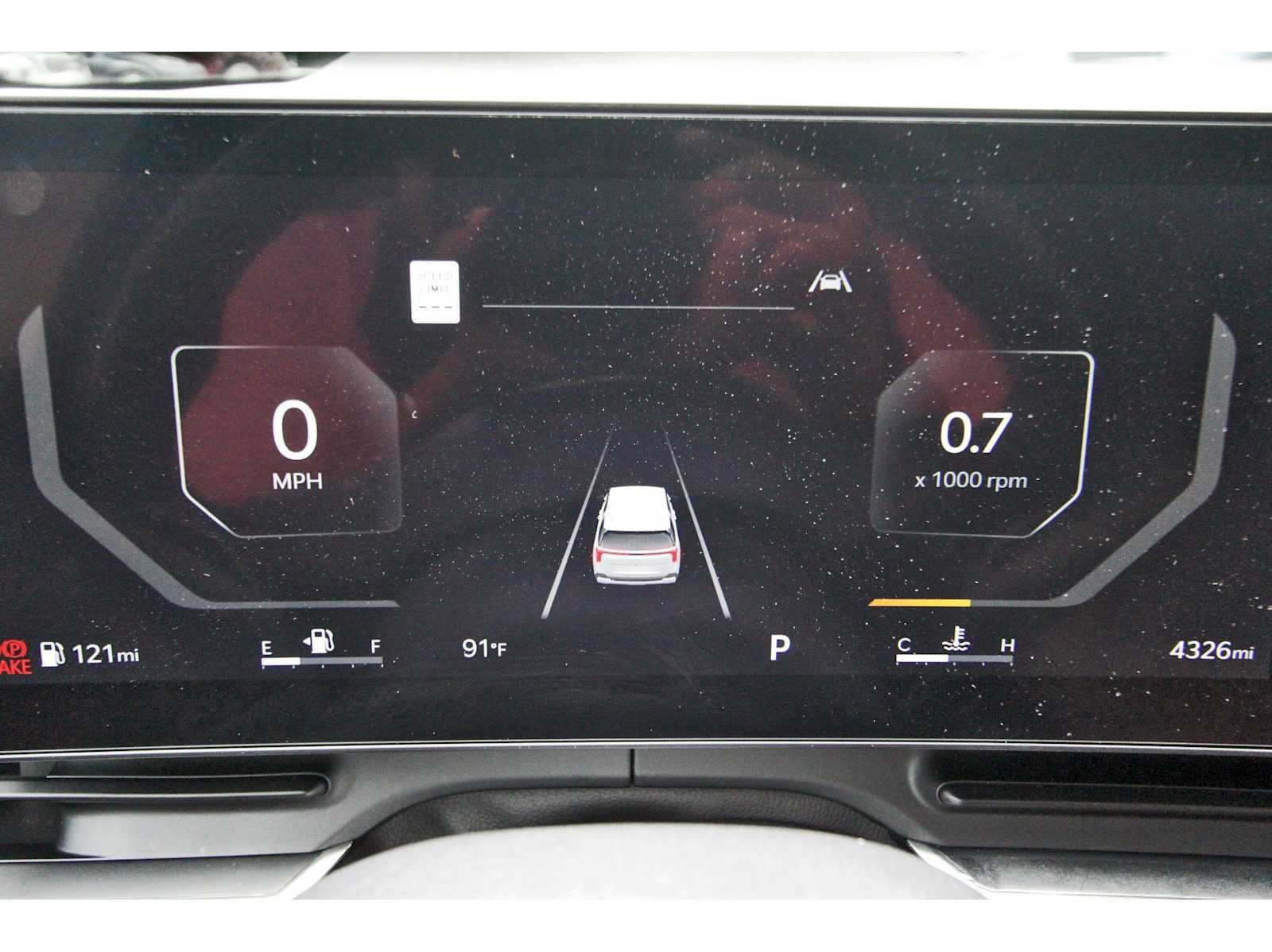 Used 2025 Kia Carnival SX Prestige FWD image 15