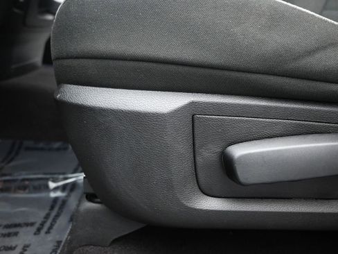 Used 2024 RAM 1500 Classic SLT image 10