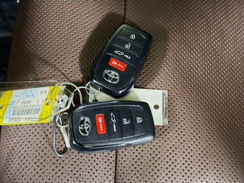 Used 2025 Toyota Land Cruiser w/ Premium Package AWD/4WD image 37