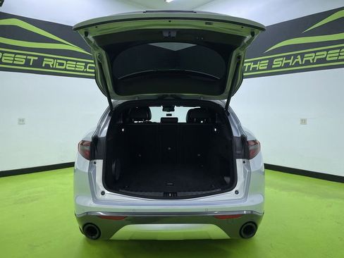 Used 2022 Alfa Romeo Stelvio Ti image 9