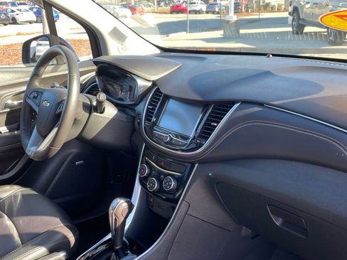 Used 2017 Chevrolet Trax Premier image 13