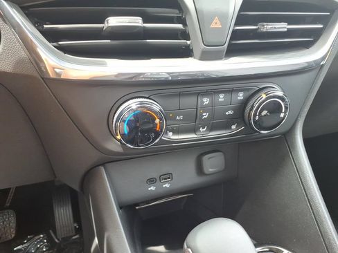 New 2026 Buick Encore GX Preferred w/ Comfort Package FWD image 19