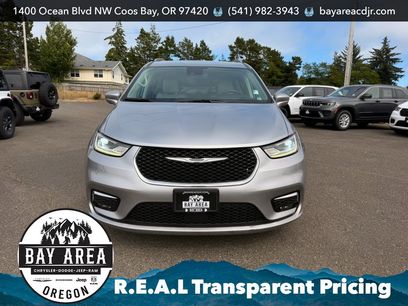 Used 2021 Chrysler Pacifica Touring-L
