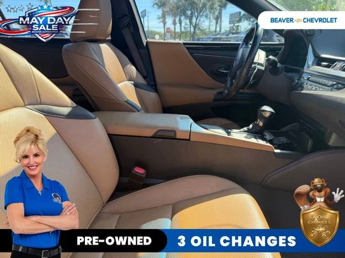Used 2019 Lexus ES 350 w/ Accessory Package 2 FWD image 11