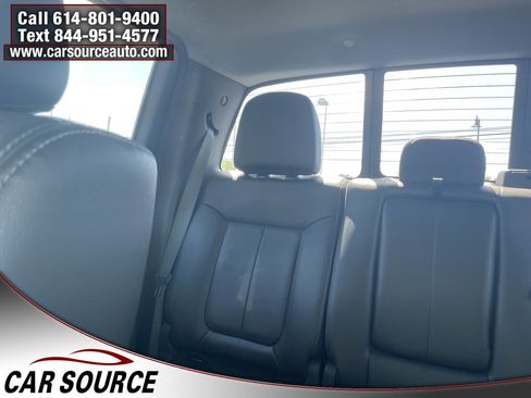 Used 2014 Ford F150 Lariat w/ Lariat Chrome Package image 23