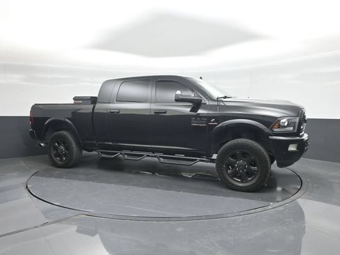Used 2018 RAM 2500 Laramie w/ Sport Appearance Group AWD/4WD image 11